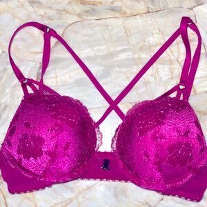 Rare Victoria’s Secret Limited Edition Miraculous Bra Bombshell PushUp Bra